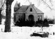 Walker Memorial Library