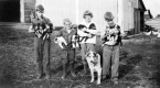 Woodbury Family with puppies