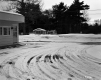 1660 Williston Road Ho Hum Motel Driveway