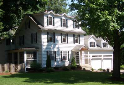 Asymmetrical Colonial Revival