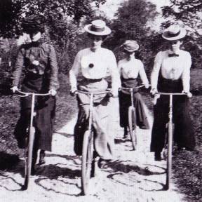 1900s Cyclists in Blouses and Skirts