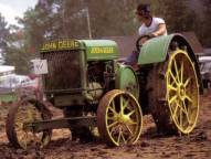 Compact Post WWI Tractor